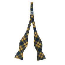 Load image into Gallery viewer, Cal Bow Tie - Bowtie