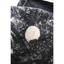 Load image into Gallery viewer, Georgia Iconic Image ’Arch’ Blanket - Iconic Image Blanket