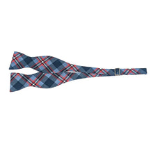 Load image into Gallery viewer, Howard Bow Tie - Silk Self-Tie - Bowtie