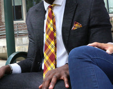Load image into Gallery viewer, Central Michigan Pocket Square